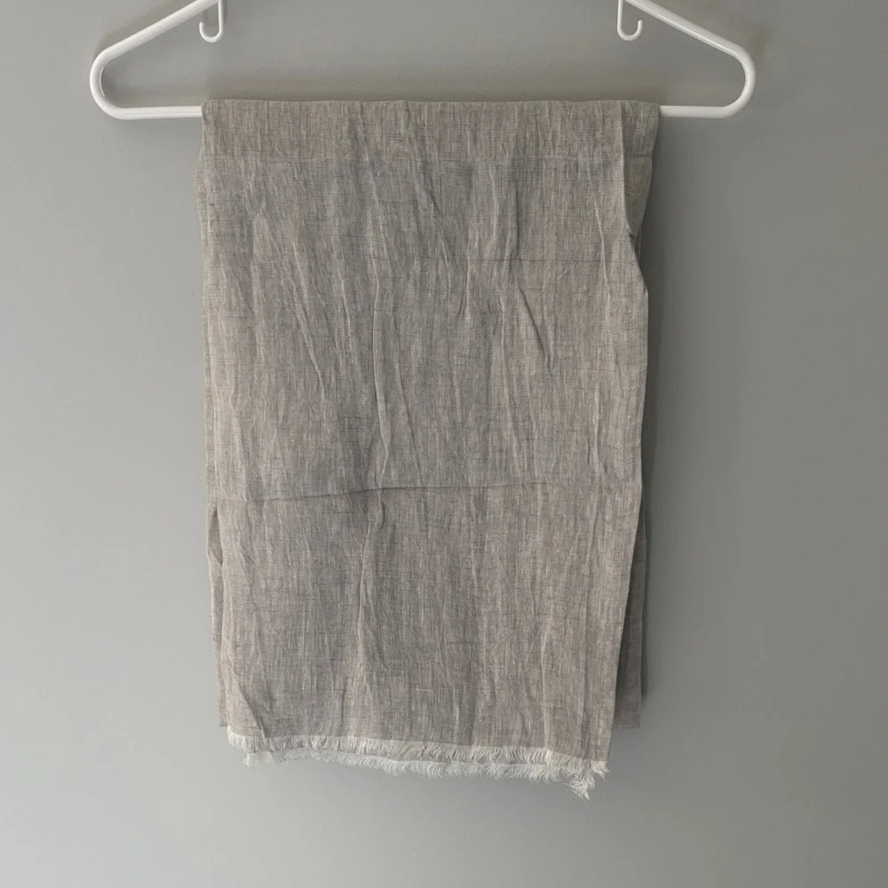 Light Gray Women's Linen Scarf Wrap